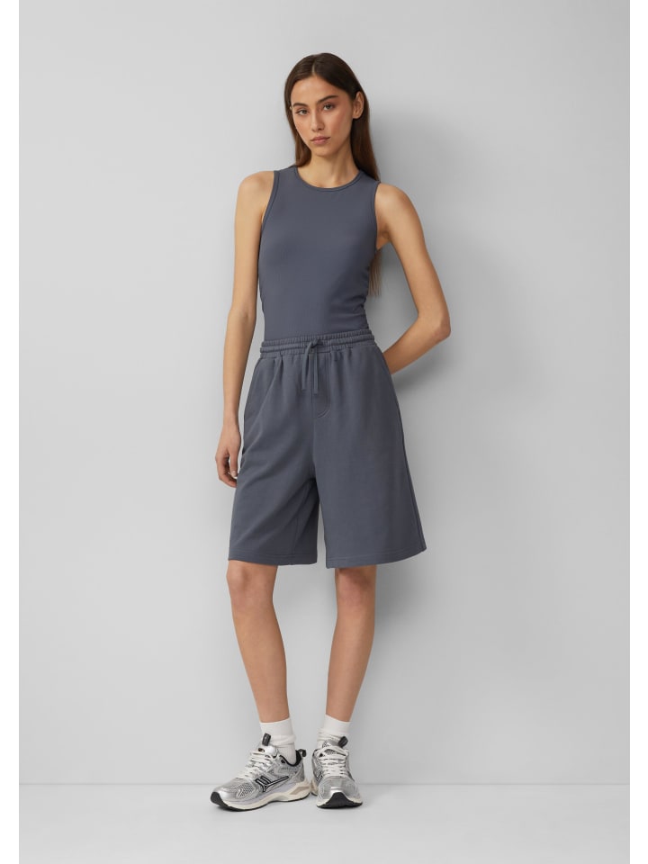 Шорты QS, серый
Шорты QS, серый