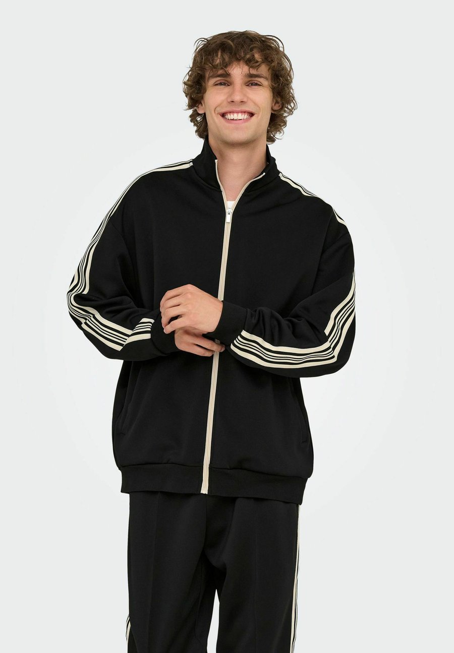 Толстовка Only & Sons ONSRIBER RLX LS ZIP TRACK, Black
Толстовка Only & Sons ONSRIBER RLX LS ZIP TRACK, Black