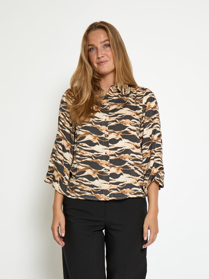 Рубашка с бежевым принтом minus
Рубашка с бежевым принтом minus