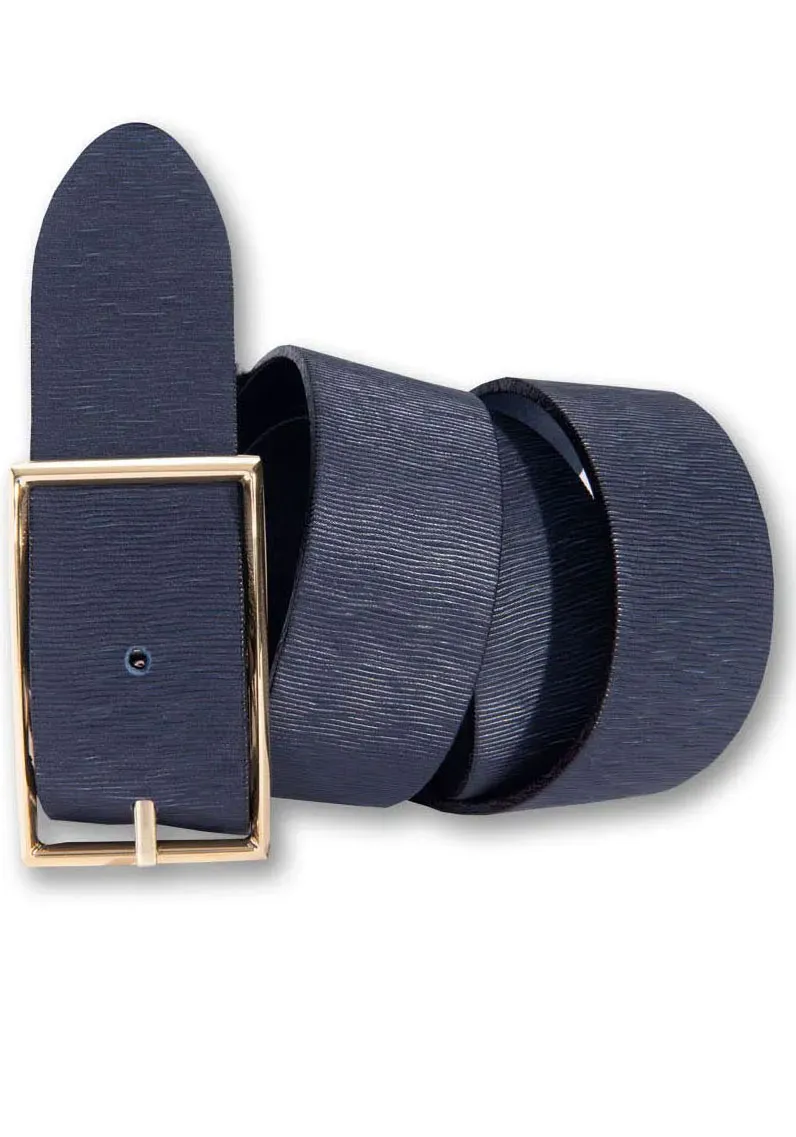 Кожаный ремень Silbergift с тонкой золотой застежкой, цвет морской волны
Кожаный ремень Silbergift с тонкой золотой застежкой, цвет морской волны