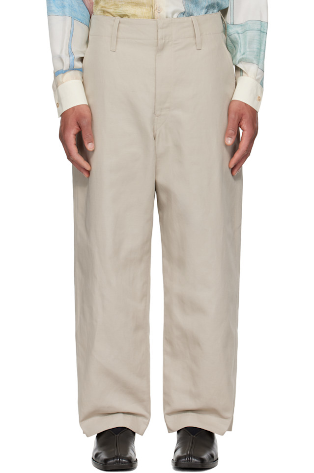 Большие чинос Lemaire, цвет mastic
Большие чинос Lemaire, цвет mastic