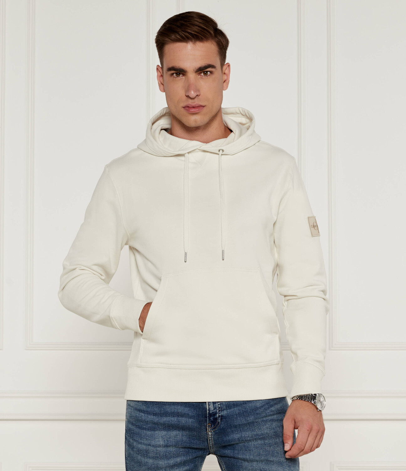 Толстовка CALVIN KLEIN JEANS BADGE Regular Fit, кремовый
Толстовка CALVIN KLEIN JEANS BADGE Regular Fit, кремовый