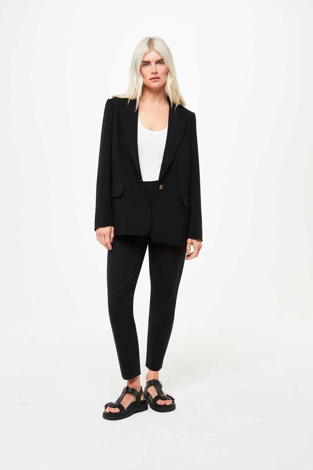 Очень эластичные миниатюрные брюки Whistles, черный
Очень эластичные миниатюрные брюки Whistles, черный