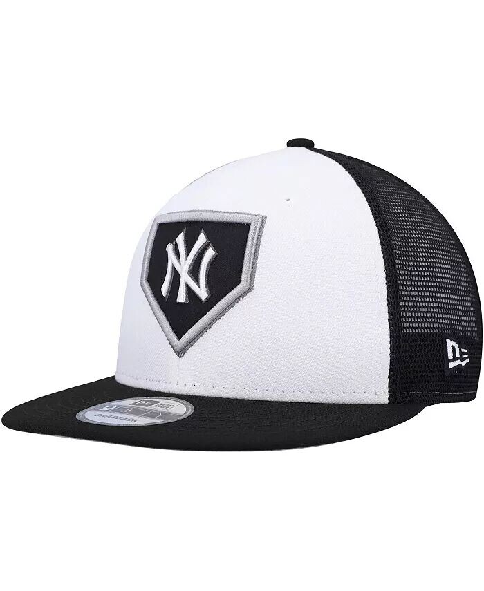 Мужская бело-черная кепка Snapback New York Yankees 2022 Clubhouse Trucker 9FIFTY New Era
Мужская бело-черная кепка Snapback New York Yankees 2022 Clubhouse Trucker 9FIFTY New Era