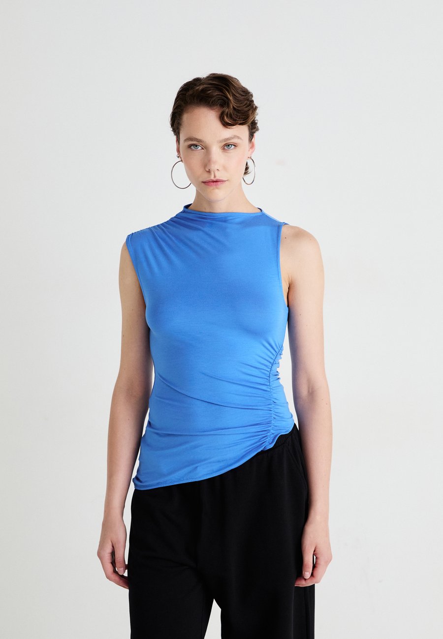 Топ Weekday Top, Blue Medium/Blue
Топ Weekday Top, Blue Medium/Blue