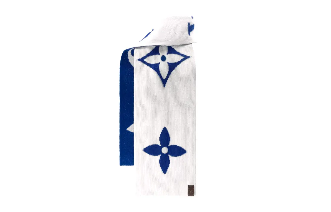 LOUIS VUITTON MEDALLION Вязаный шарф Women's Blue
LOUIS VUITTON MEDALLION Вязаный шарф Women's Blue