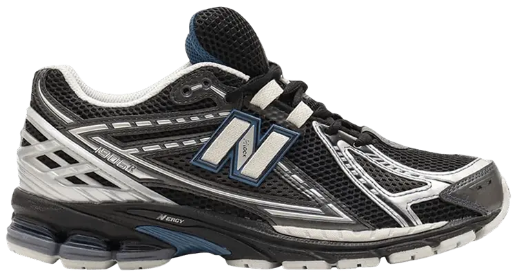 Кроссовки atmos x New Balance 1906R, черный
Кроссовки atmos x New Balance 1906R, черный