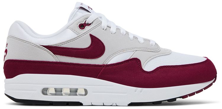 Кроссовки Stranger Things x Nike Air Max 1, красный
Кроссовки Stranger Things x Nike Air Max 1, красный