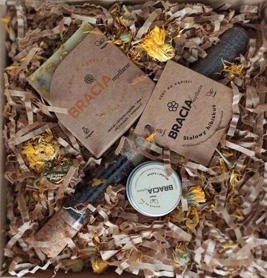 Подарочный набор уходовой косметики, 3 шт. Bracia Mydlarze, Terra Natura Fog
Подарочный набор уходовой косметики, 3 шт. Bracia Mydlarze, Terra Natura Fog