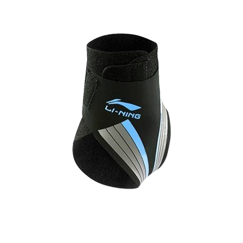 Универсальный голеностопный бандаж из полиамида, полиэстера и эластана LINING, черный
Универсальный голеностопный бандаж из полиамида, полиэстера и эластана LINING, черный
