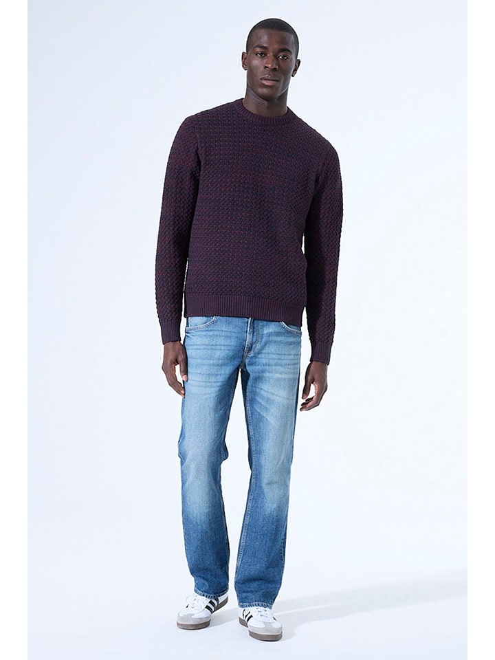 Свитер цвета бордо/темно-синего Garcia
Свитер цвета бордо/темно-синего Garcia