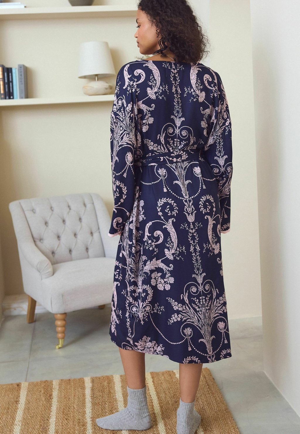 Халат REGULAR FIT Laura Ashley, синий
Халат REGULAR FIT Laura Ashley, синий