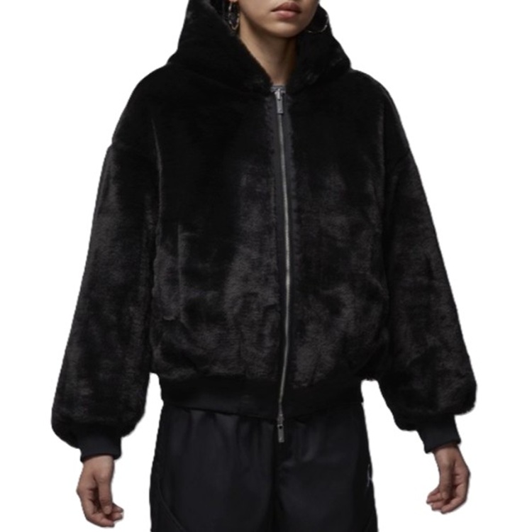 Пуховик renegade therma fit женский Jordan, черный
Пуховик renegade therma fit женский Jordan, черный