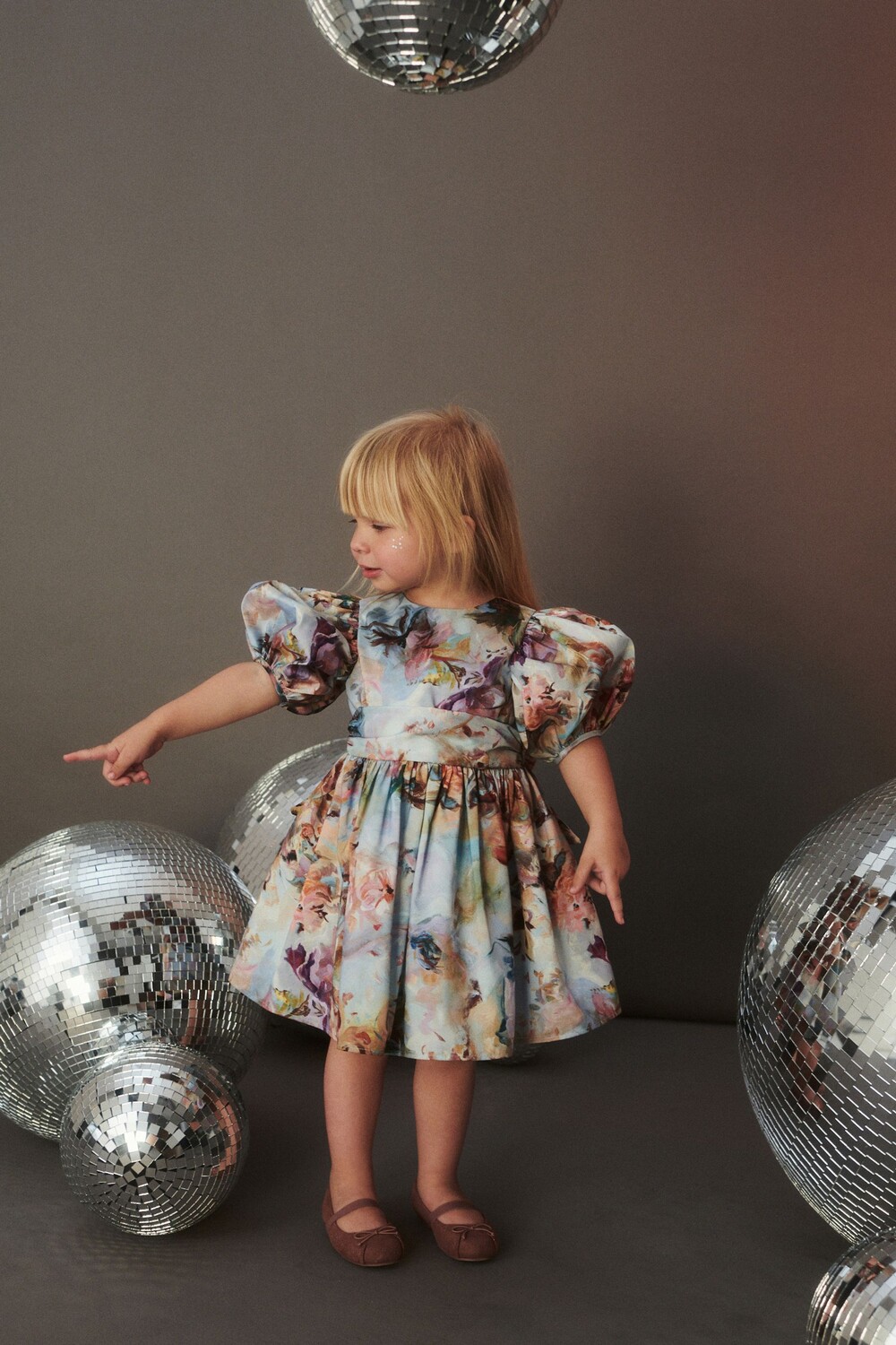 Вечернее платье с принтом из тафты Next, синий, Черный, Вечернее платье с принтом из тафты Next, синий
Вечернее платье с принтом из тафты Next, синий, Черный, Вечернее платье с принтом из тафты Next, синий