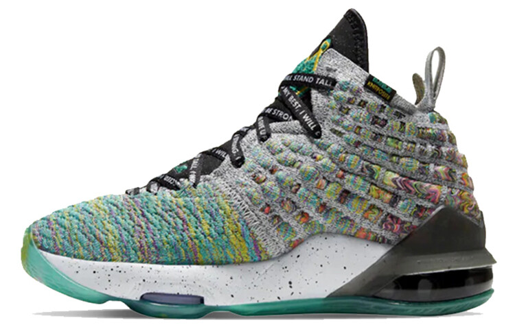 Детские баскетбольные кроссовки Nike Lebron 17 для детей
Детские баскетбольные кроссовки Nike Lebron 17 для детей