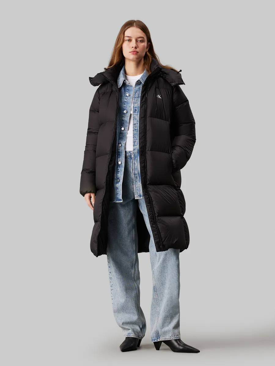 Длинная куртка Calvin Klein Jeans "DOWN LONG PUFFER", с капюшоном, с логотипом, черный
Длинная куртка Calvin Klein Jeans "DOWN LONG PUFFER", с капюшоном, с логотипом, черный