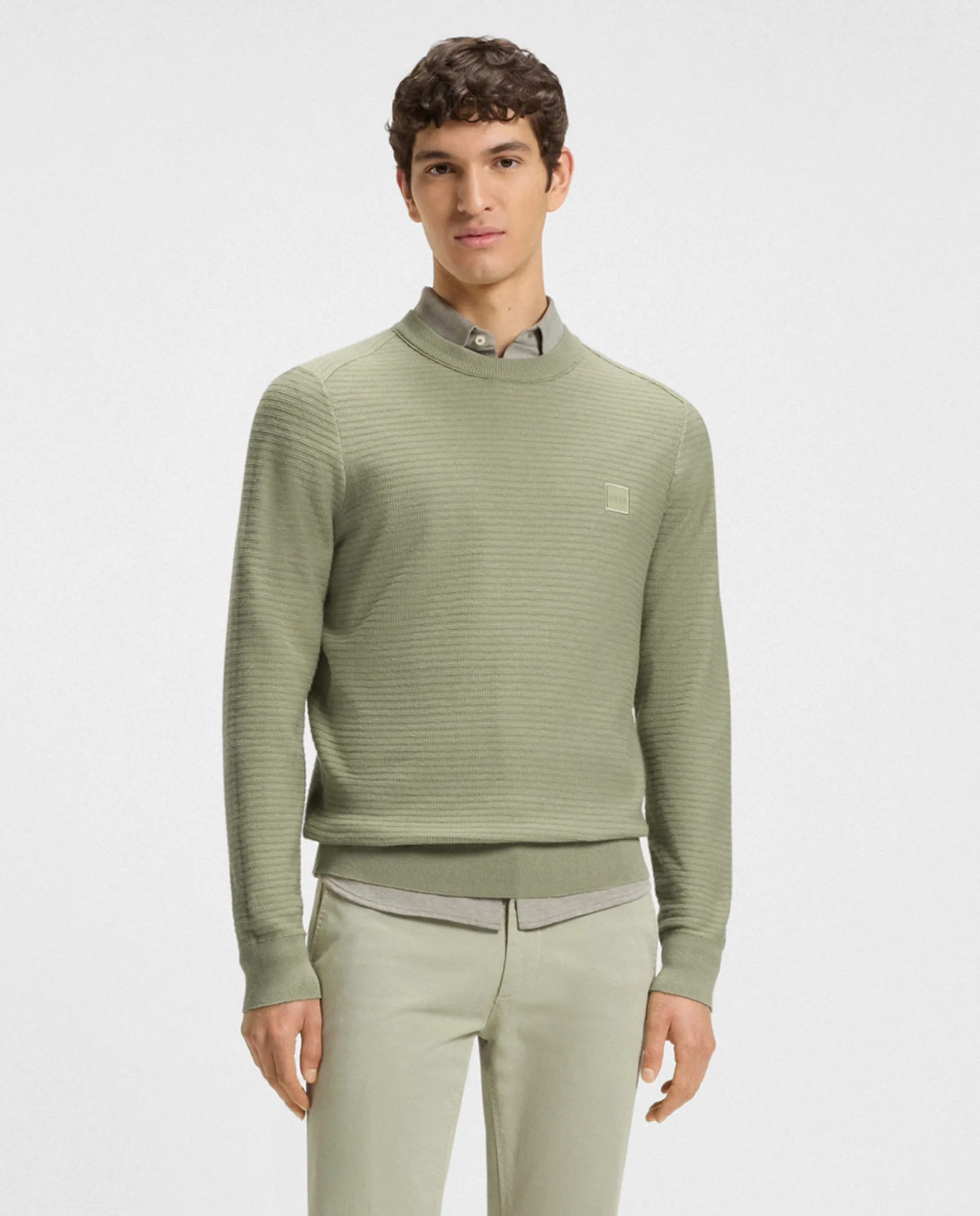 Мужской свитер-манга с длинным рукавом Boss, зеленый
Мужской свитер-манга с длинным рукавом Boss, зеленый