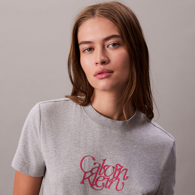 Футболка женская Calvin Klein, серый
Футболка женская Calvin Klein, серый