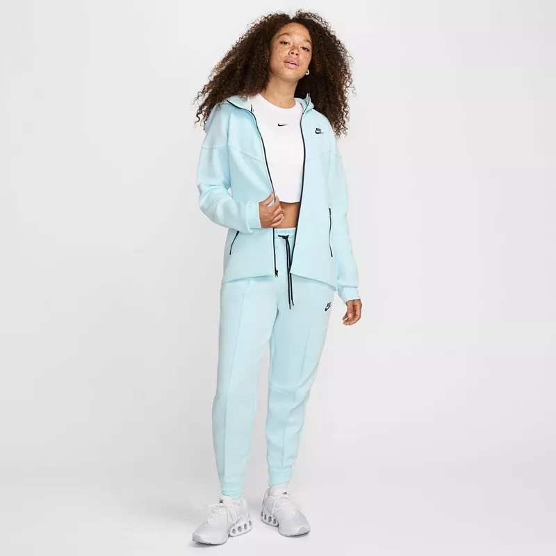 Женская худи Nike Sportswear Tech Fleece Windrunner с молнией во всю длину, цвет Glacier Blue
Женская худи Nike Sportswear Tech Fleece Windrunner с молнией во всю длину, цвет Glacier Blue
