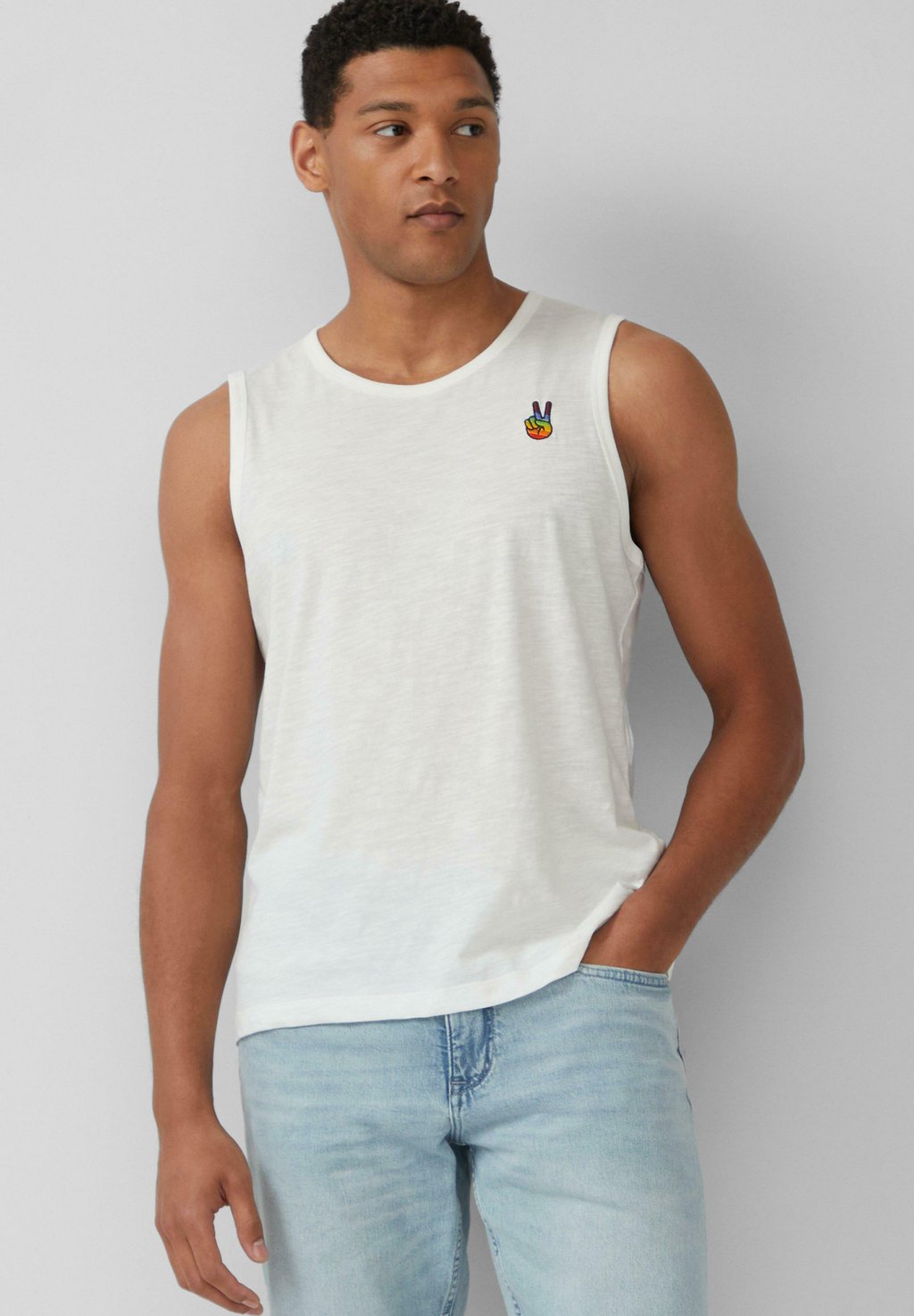 Майка s.Oliver, белый
Майка s.Oliver, белый