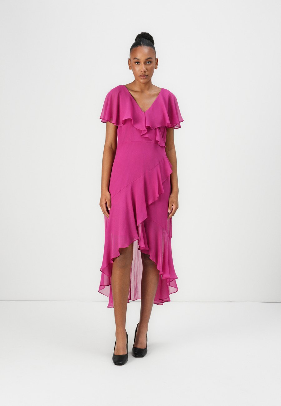 Платье DKNY RUFFLE MIDI WITH BELT, Festival Fuchsia/Pink
Платье DKNY RUFFLE MIDI WITH BELT, Festival Fuchsia/Pink