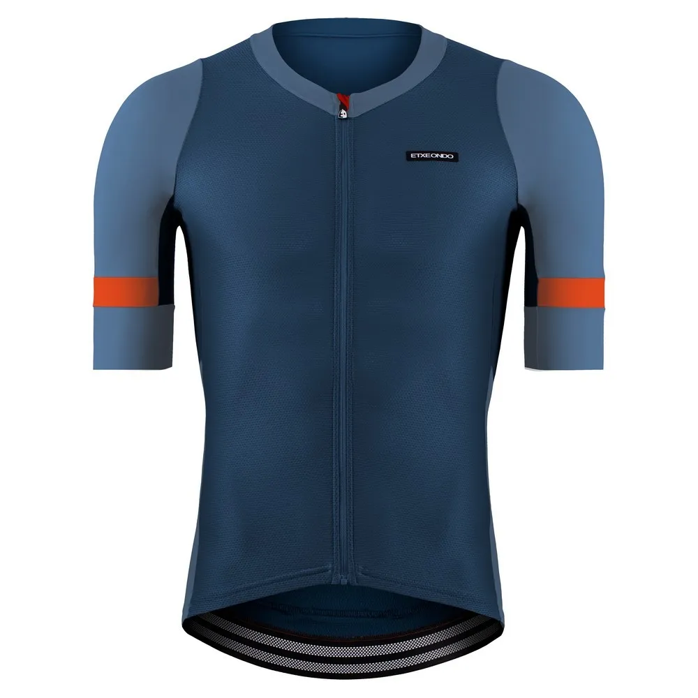Джерси с коротким рукавом Etxeondo Mendi, синий
Джерси с коротким рукавом Etxeondo Mendi, синий