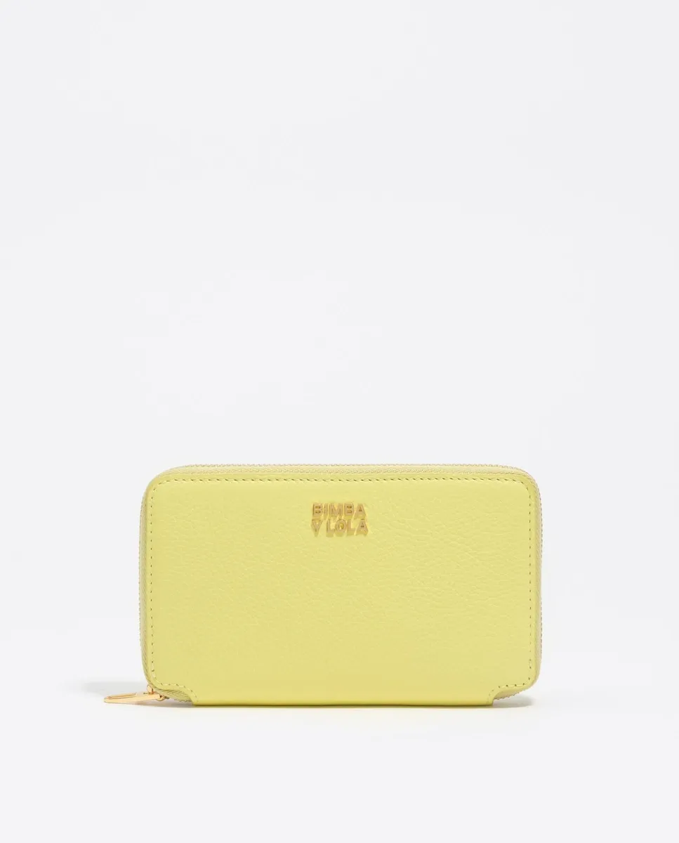 Женский кожаный кошелек на молнии Bimba y Lola, желтый
Женский кожаный кошелек на молнии Bimba y Lola, желтый