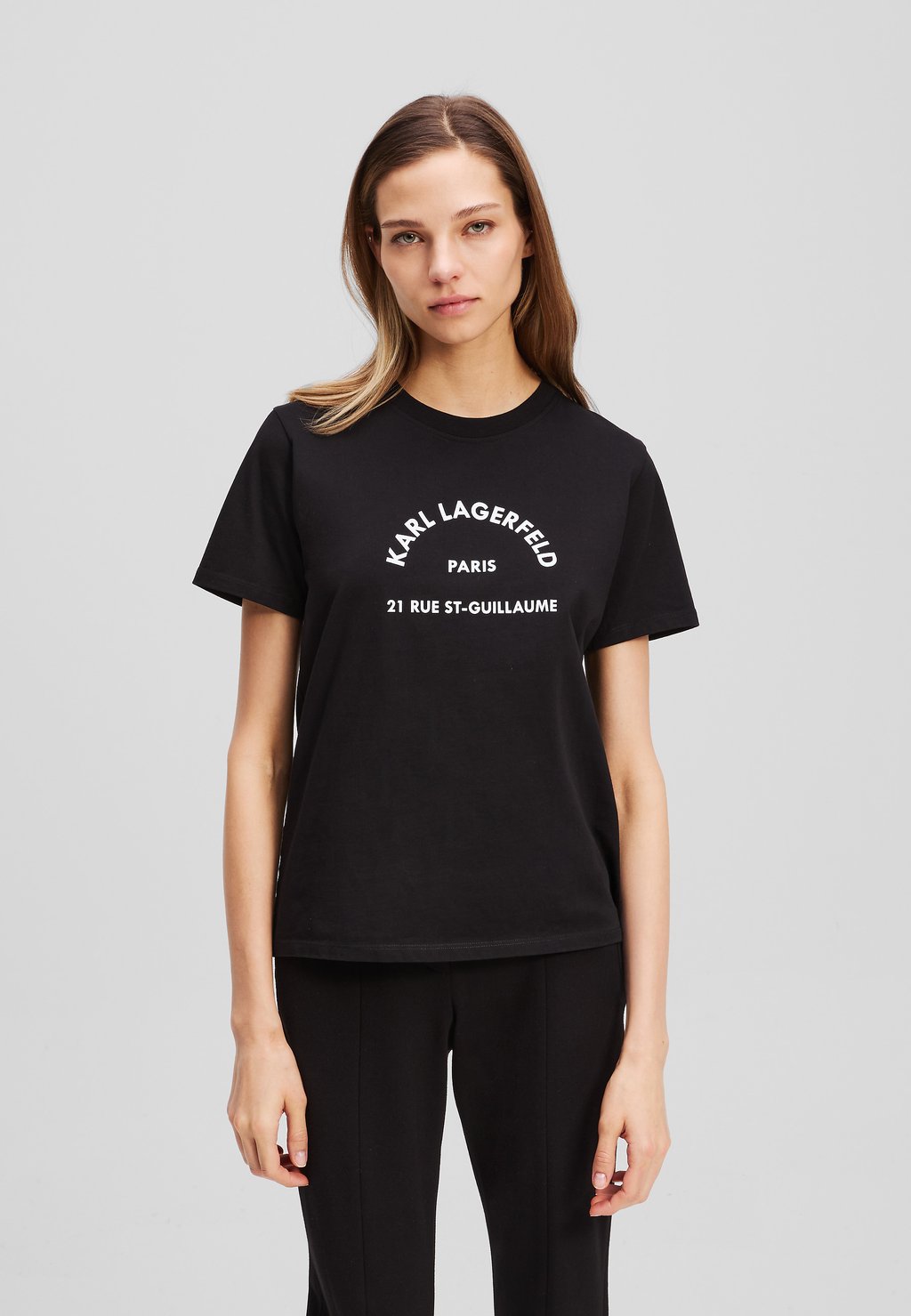 Футболка с принтом KARL LAGERFELD, черный 
Футболка с принтом KARL LAGERFELD, черный