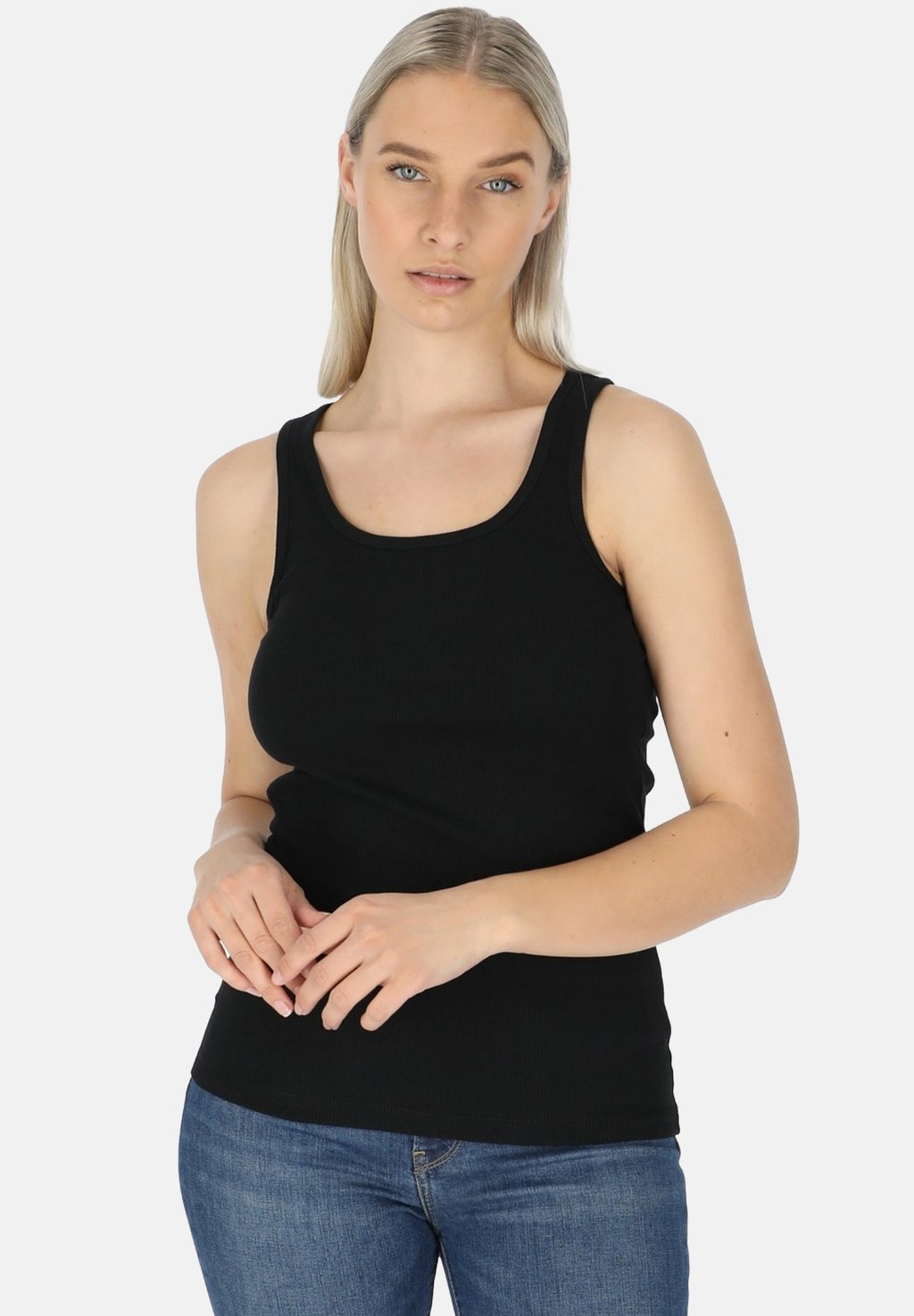 Топ TANK Ellen New York, черный
Топ TANK Ellen New York, черный