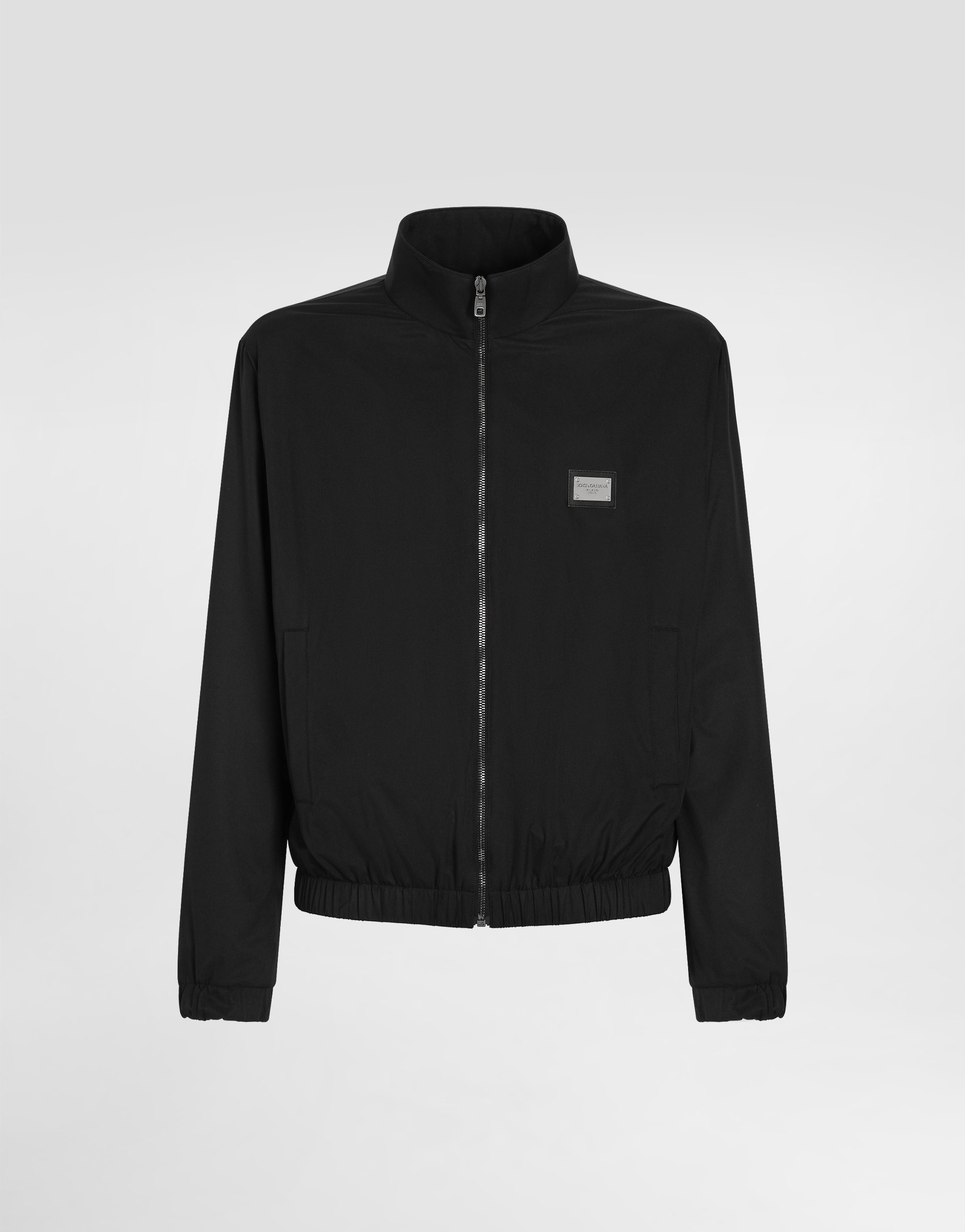 Легкая нейлоновая куртка с фирменной нашивкой Dolce & Gabbana, черный
Легкая нейлоновая куртка с фирменной нашивкой Dolce & Gabbana, черный