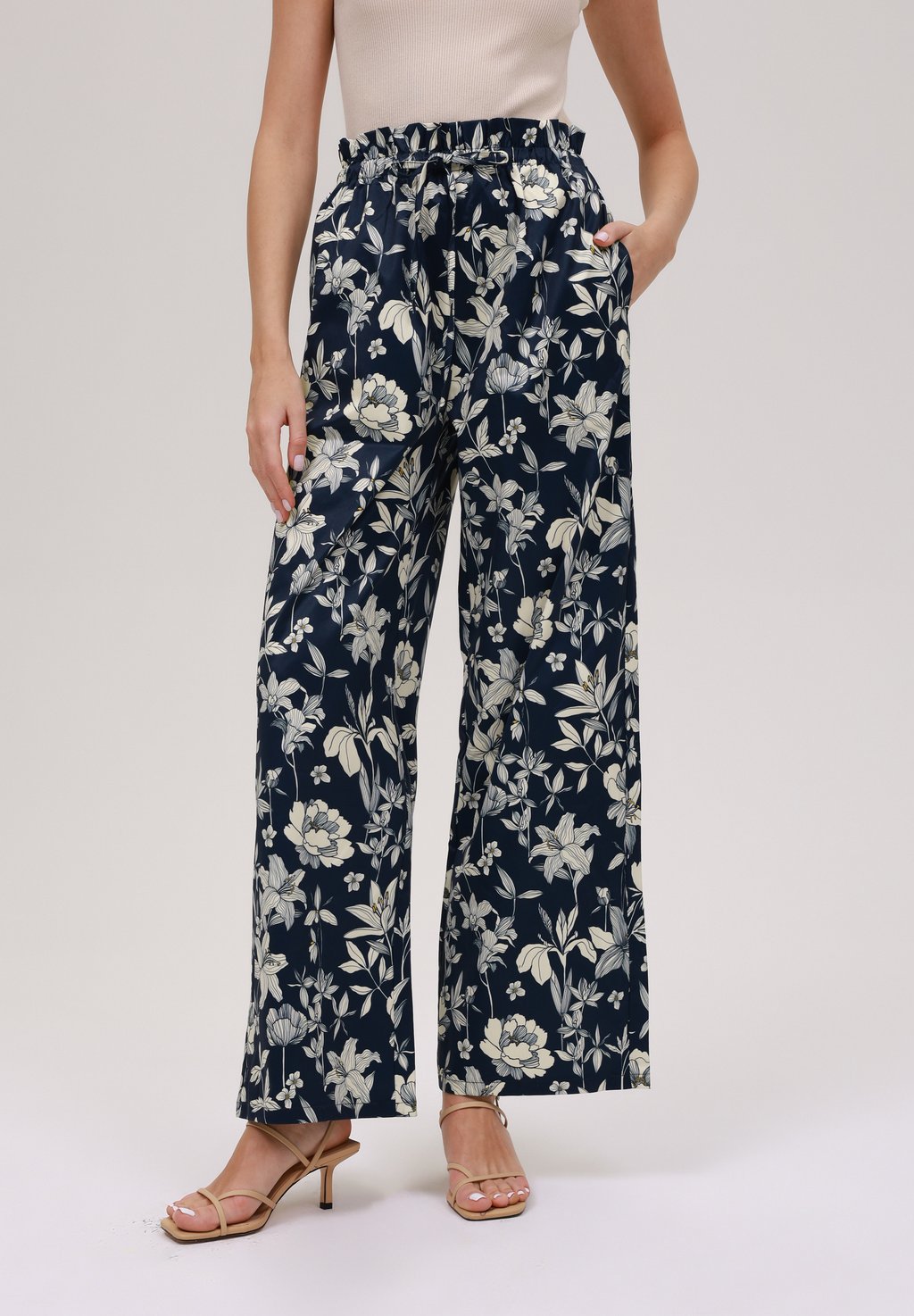 Брюки Anna Field by Zalando, темно-синий
Брюки Anna Field by Zalando, темно-синий