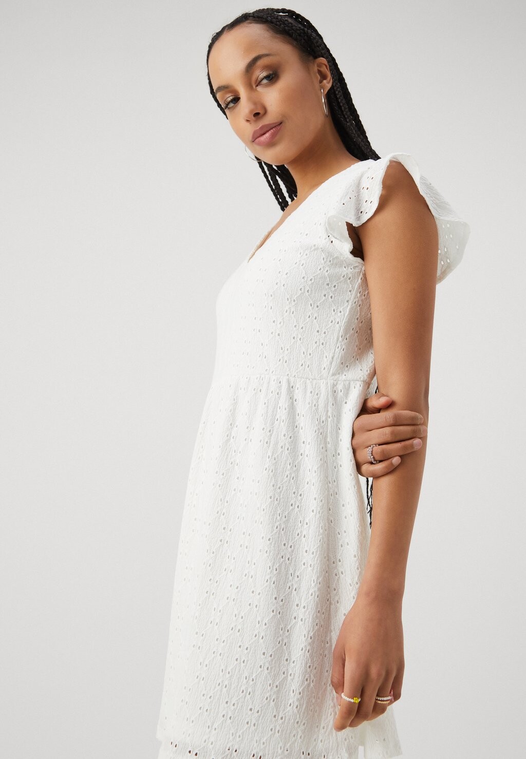 Дневное платье VMULRIKKE SHORT DRESS Vero Moda, белый
Дневное платье VMULRIKKE SHORT DRESS Vero Moda, белый