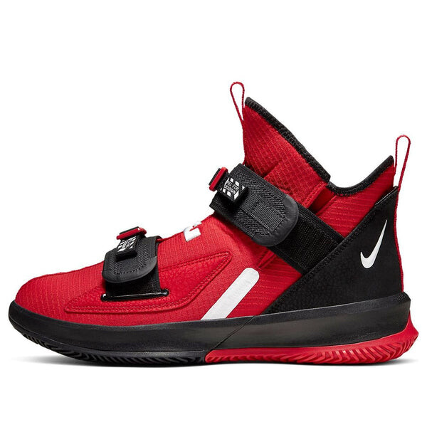 Кроссовки lebron soldier 13 sfg ep Nike, черный 
Кроссовки lebron soldier 13 sfg ep Nike, черный