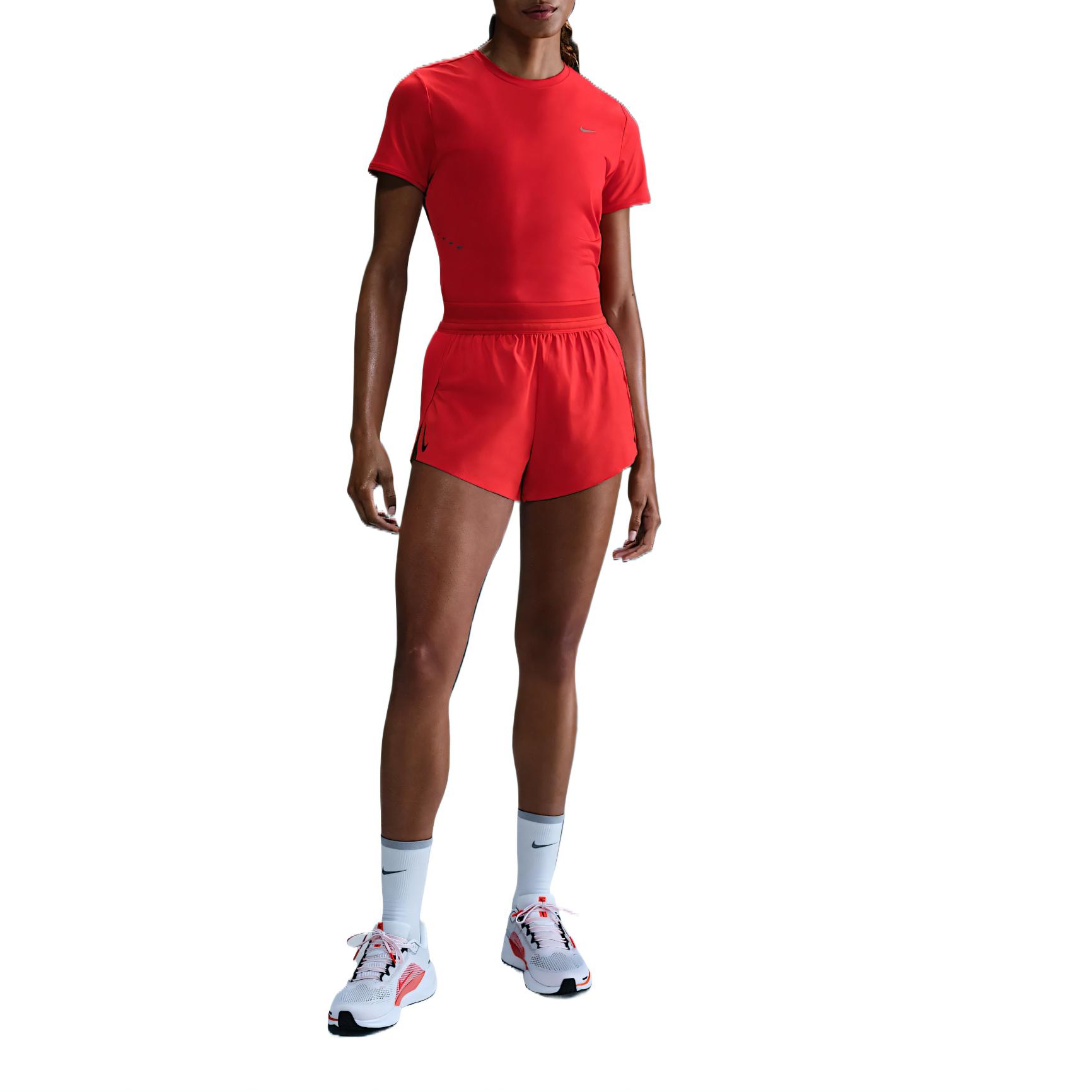 Женские беговые шорты AeroSwift Dri FIT Adv Mid Rise 3' Brief Lined Nike, светло-красный
Женские беговые шорты AeroSwift Dri FIT Adv Mid Rise 3' Brief Lined Nike, светло-красный