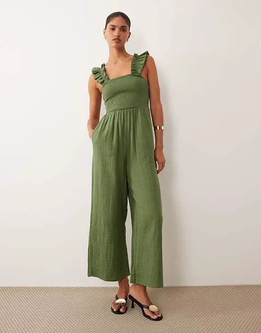 Зеленый комбинезон с квадратным вырезом и оборками Nothing's Child Maya
Зеленый комбинезон с квадратным вырезом и оборками Nothing's Child Maya