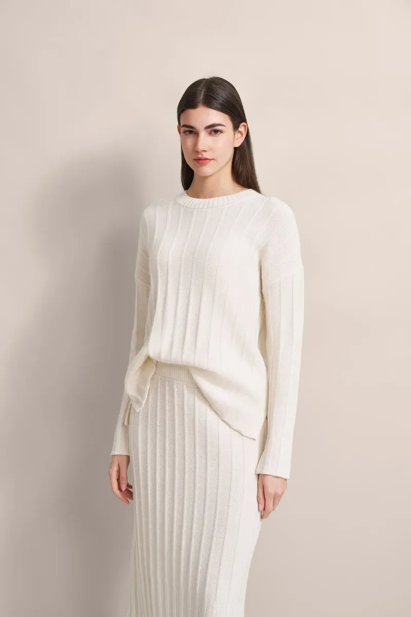 Элегантный свитер с круглым вырезом bugatti, цвет Ecru
Элегантный свитер с круглым вырезом bugatti, цвет Ecru