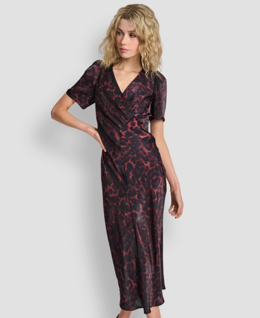 Женское платье с короткими рукавами из мягкого атласа с принтом DKNY, Merlot Cheetah
Женское платье с короткими рукавами из мягкого атласа с принтом DKNY, Merlot Cheetah