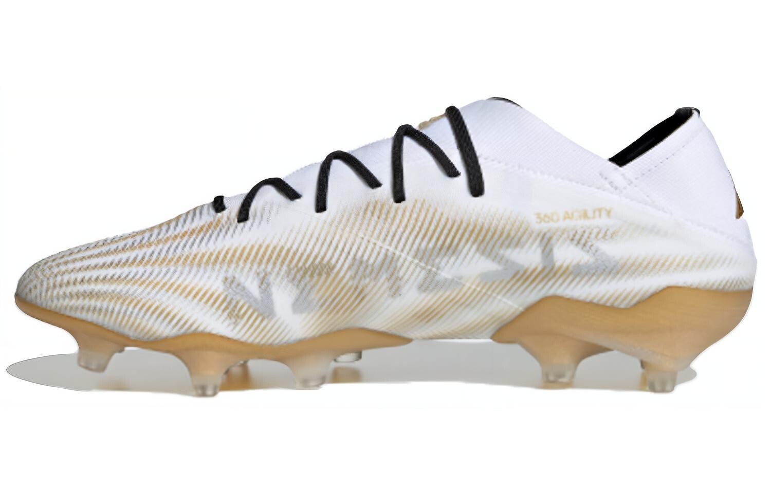 Мужские футбольные кроссовки adidas Nemeziz
Мужские футбольные кроссовки adidas Nemeziz