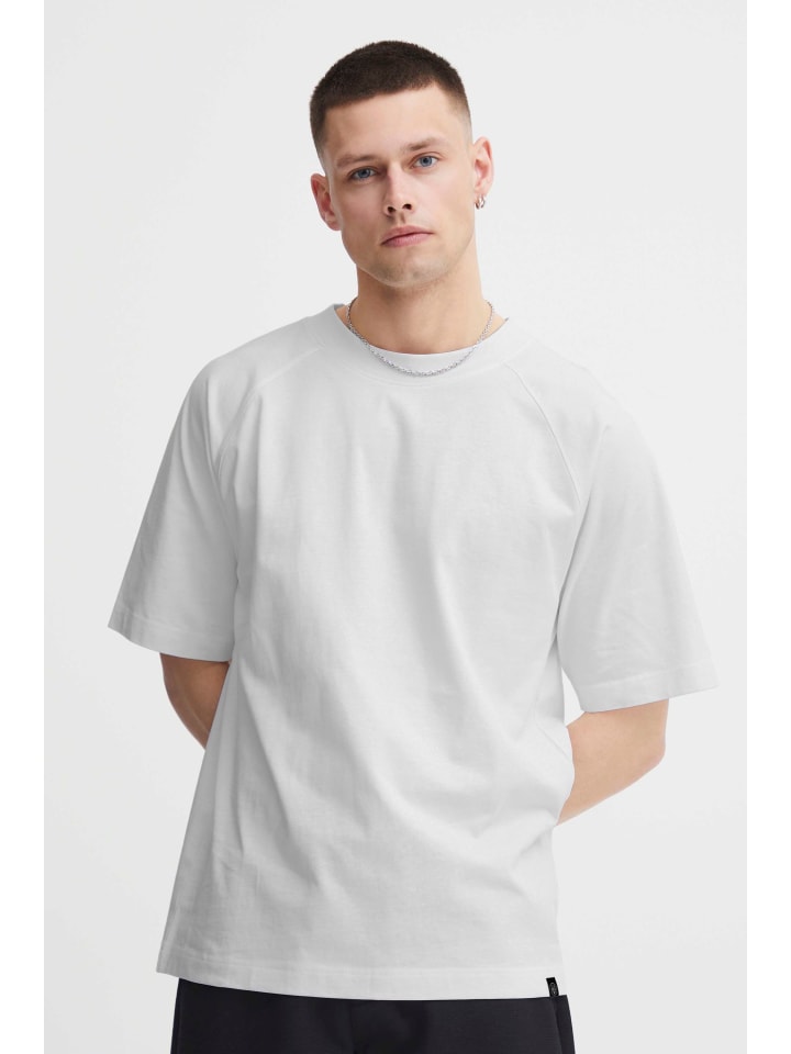 Футболка !SOLID, белый
Футболка !SOLID, белый