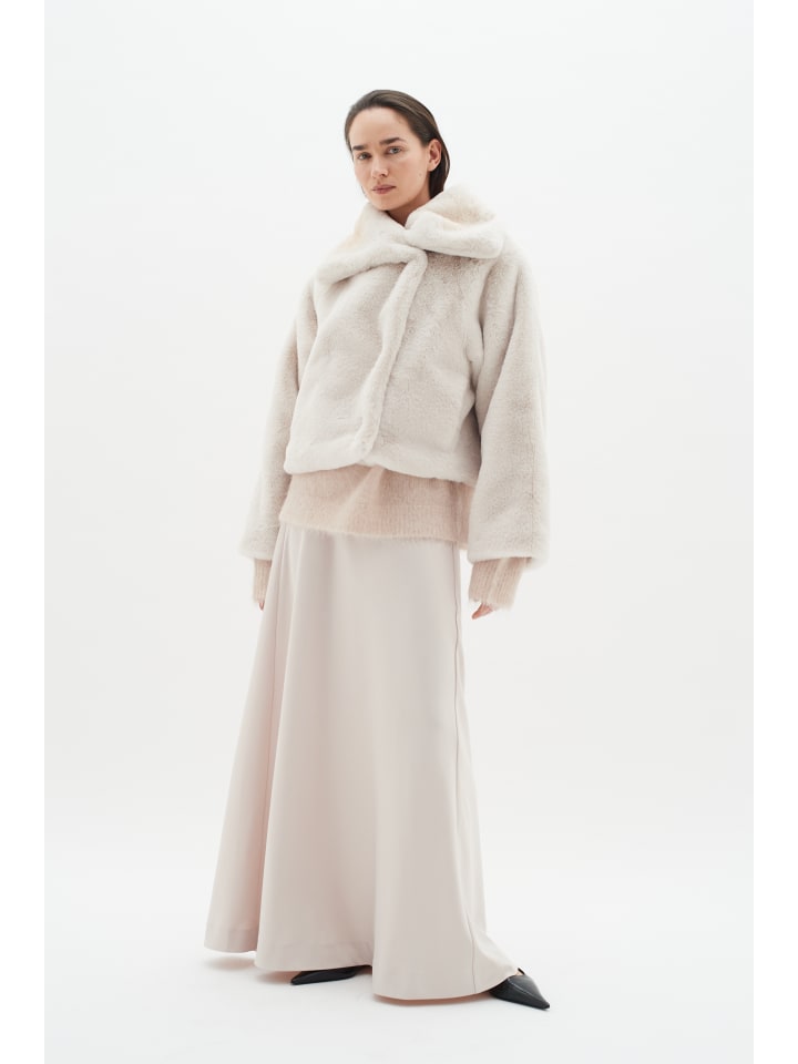 InWear Короткое пальто YonekoIW свободного кроя в цвете Haze
InWear Короткое пальто YonekoIW свободного кроя в цвете Haze