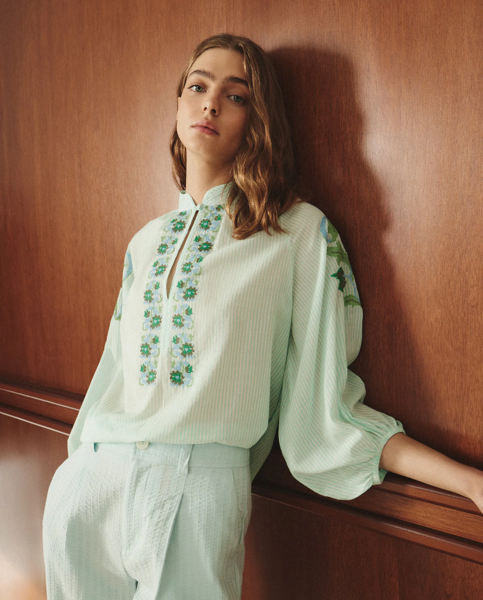 Женская блузка с французским рукавом и принтом Lloyd's, зеленый
Женская блузка с французским рукавом и принтом Lloyd's, зеленый