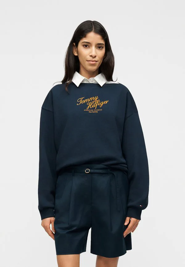 Свободная толстовка с логотипом и вырезом-лодочкой Tommy Hilfiger, Dark Night Navy, Синий, Свободная толстовка с логотипом и вырезом-лодочкой Tommy Hilfiger, Dark Night Navy
Свободная толстовка с логотипом и вырезом-лодочкой Tommy Hilfiger, Dark Night Navy, Синий, Свободная толстовка с логотипом и вырезом-лодочкой Tommy Hilfiger, Dark Night Navy