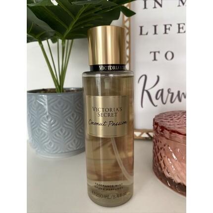 Спрей для тела Victoria's Secret Coconut Passion Fragrance Mist, 120 мл
Спрей для тела Victoria's Secret Coconut Passion Fragrance Mist, 120 мл