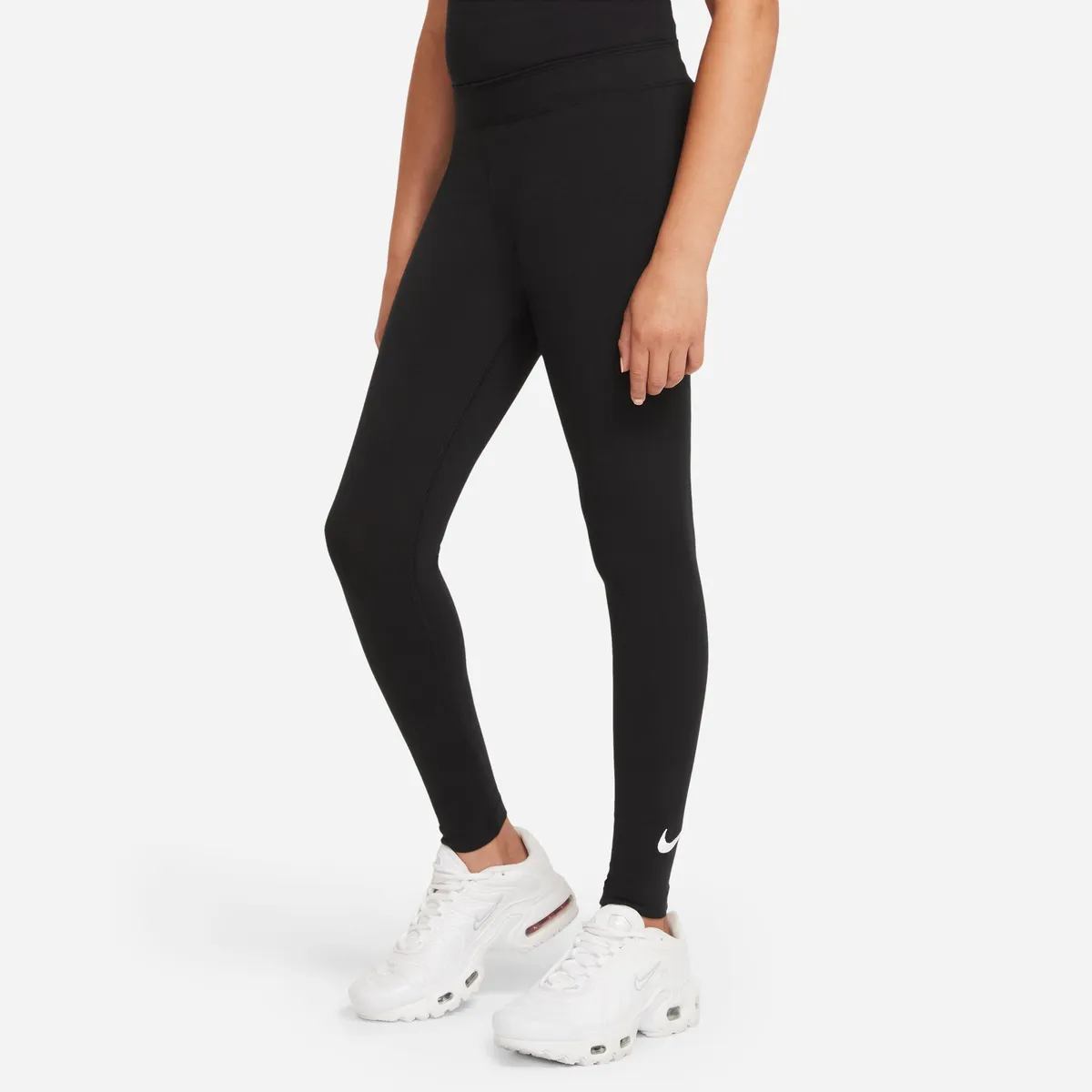 Леггинсы Nike Sportswear "FAVORITES BIG KIDS' (GIRLS') SWOOSH LEGGINGS - для детей", черный
Леггинсы Nike Sportswear "FAVORITES BIG KIDS' (GIRLS') SWOOSH LEGGINGS - для детей", черный