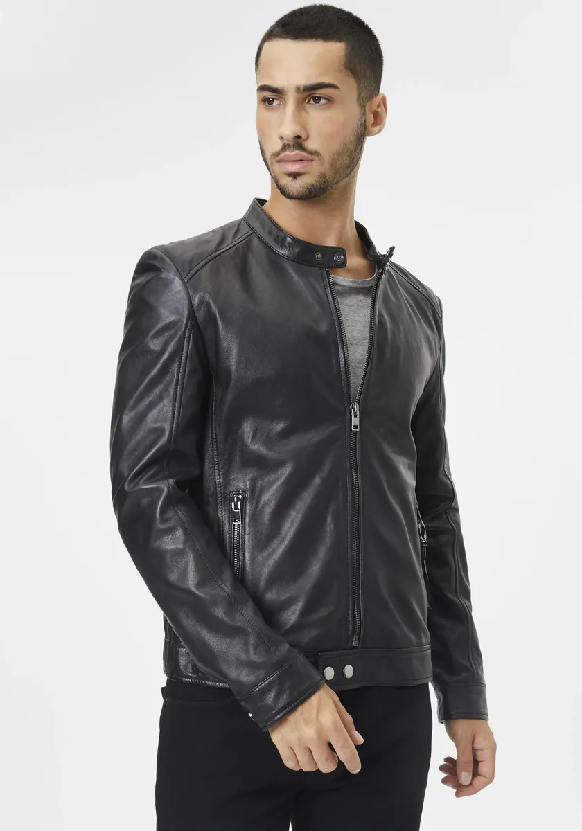 Кожаная куртка Gipsy "G2MIgnacy SF", с карманами на молнии, черный
Кожаная куртка Gipsy "G2MIgnacy SF", с карманами на молнии, черный