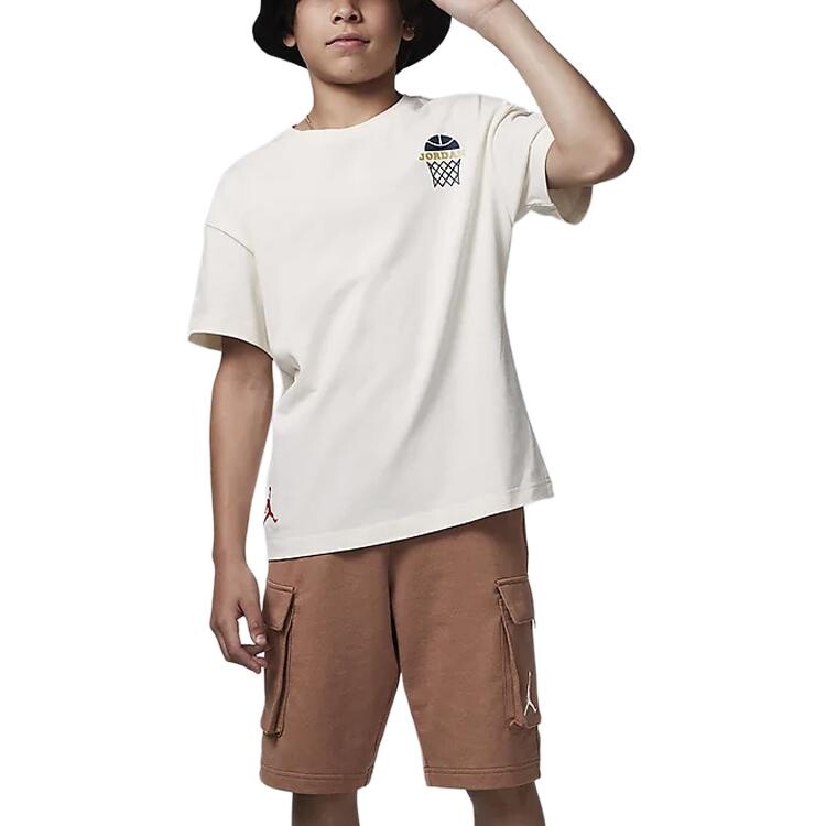 Детская футболка Nike, слоновая кость
Детская футболка Nike, слоновая кость