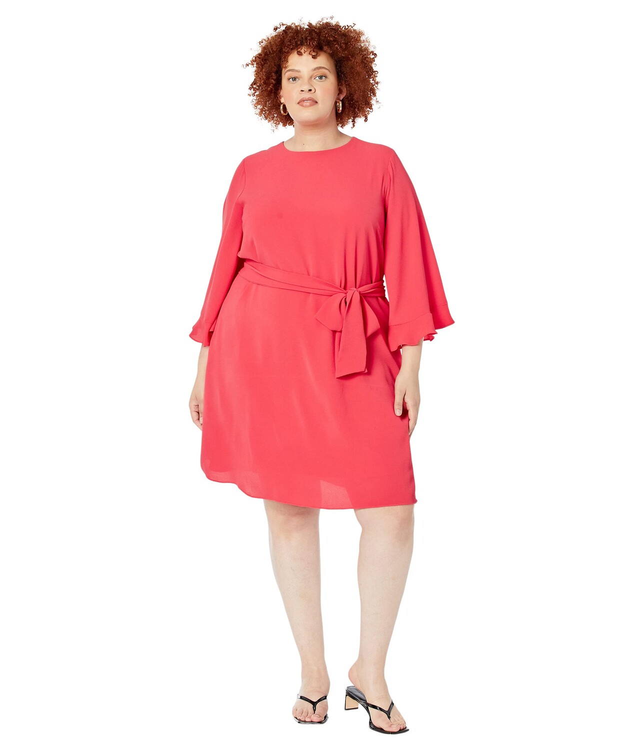Платье Maggy London, Plus Size Mini Dress with Long Bell Sleeves and Tie Waist
Платье Maggy London, Plus Size Mini Dress with Long Bell Sleeves and Tie Waist
