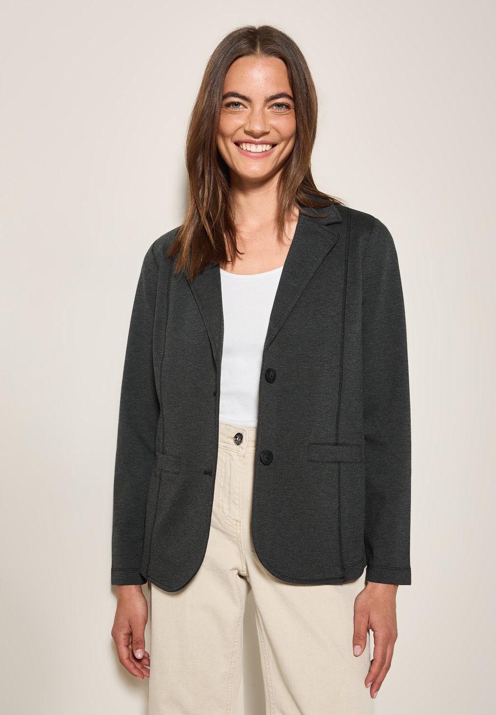 Блейзер Cecil, черный
Блейзер Cecil, черный