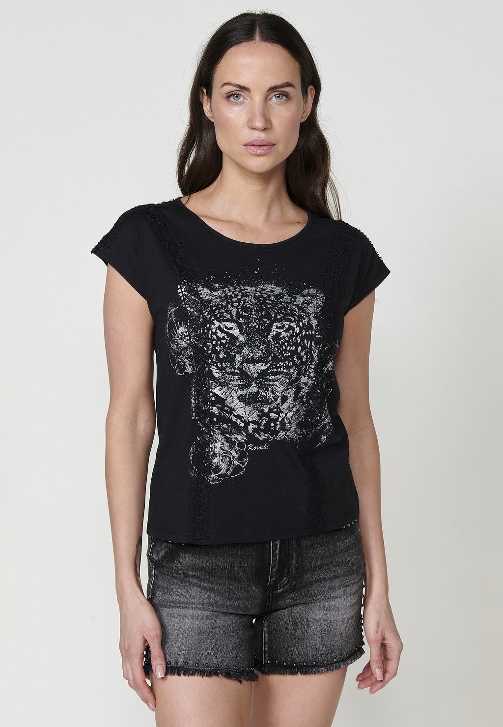 Футболка с принтом Koroshi, черный 
Футболка с принтом Koroshi, черный