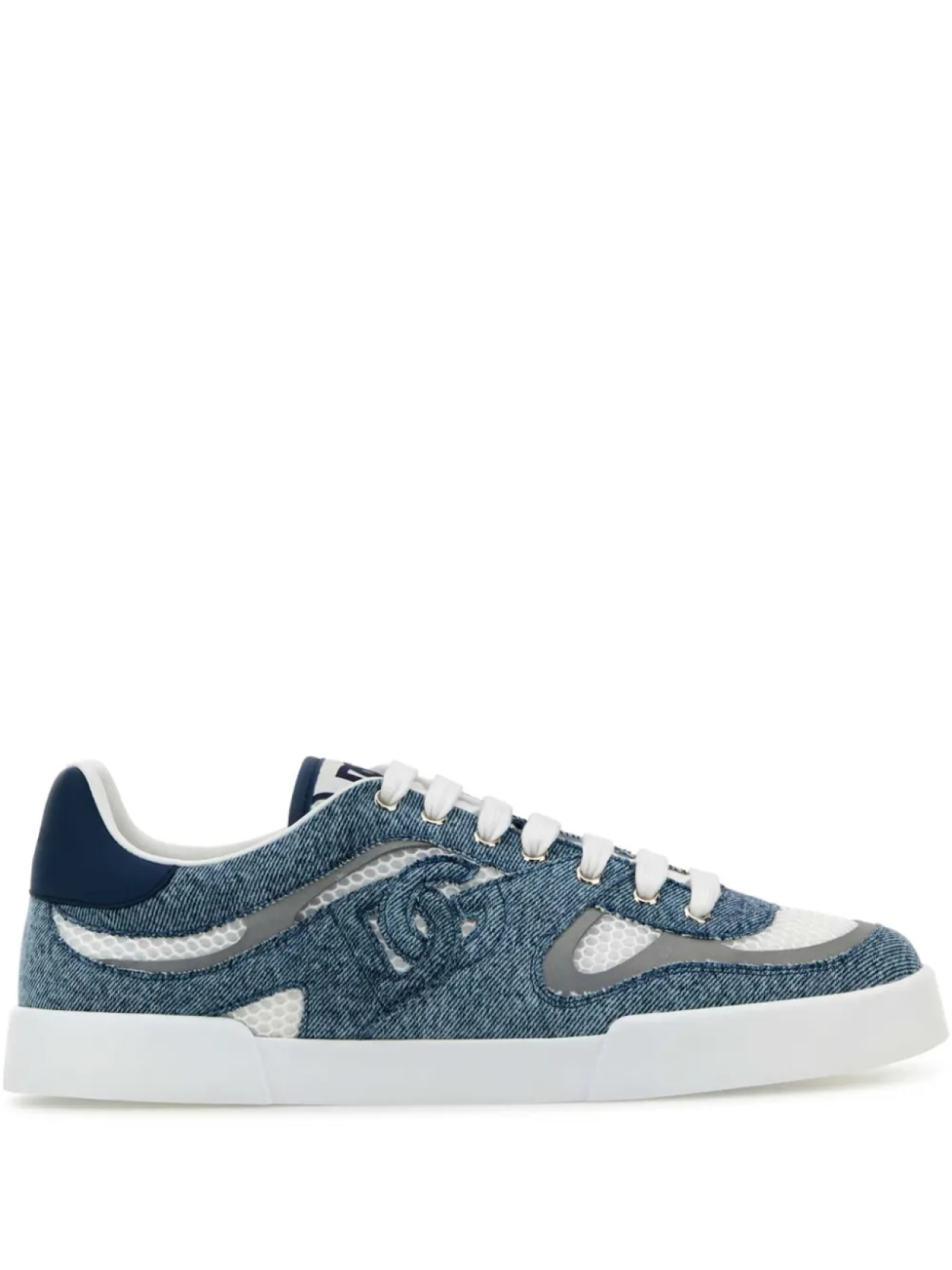 Кроссовки с нашивкой-логотипом Dolce & Gabbana, белый
Кроссовки с нашивкой-логотипом Dolce & Gabbana, белый